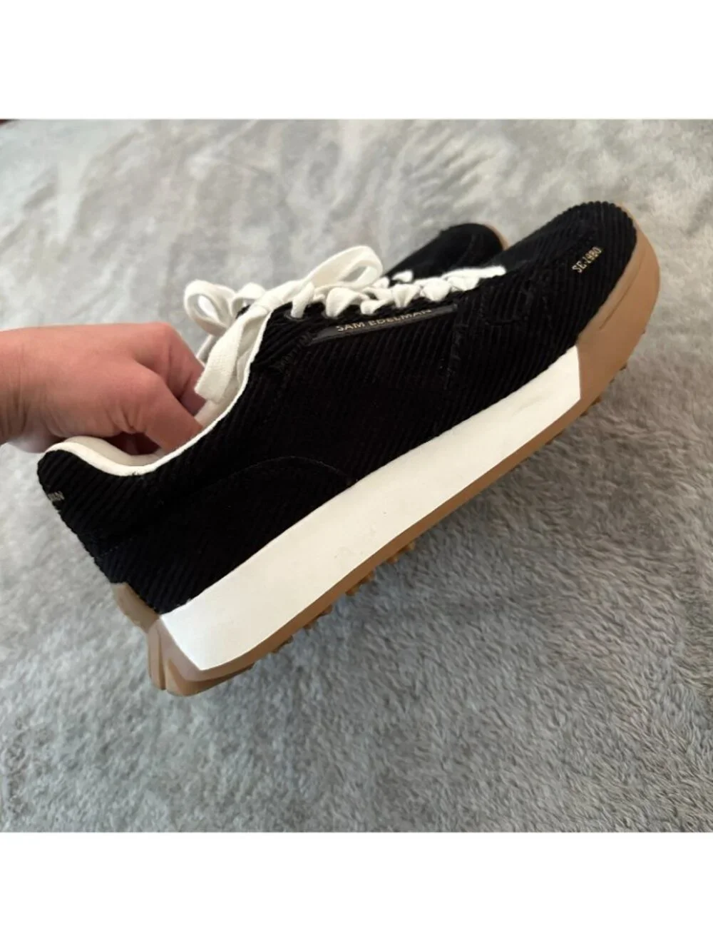 Sam Edelman Layla Sneakers Women's 10 Black Corduroy Shoes